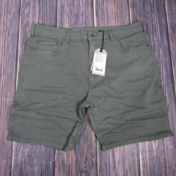 PraNa NEW NWT Mens 40 9" Inseam Station Shorts Green Hiking Outdoors - Picture 1 of 4
